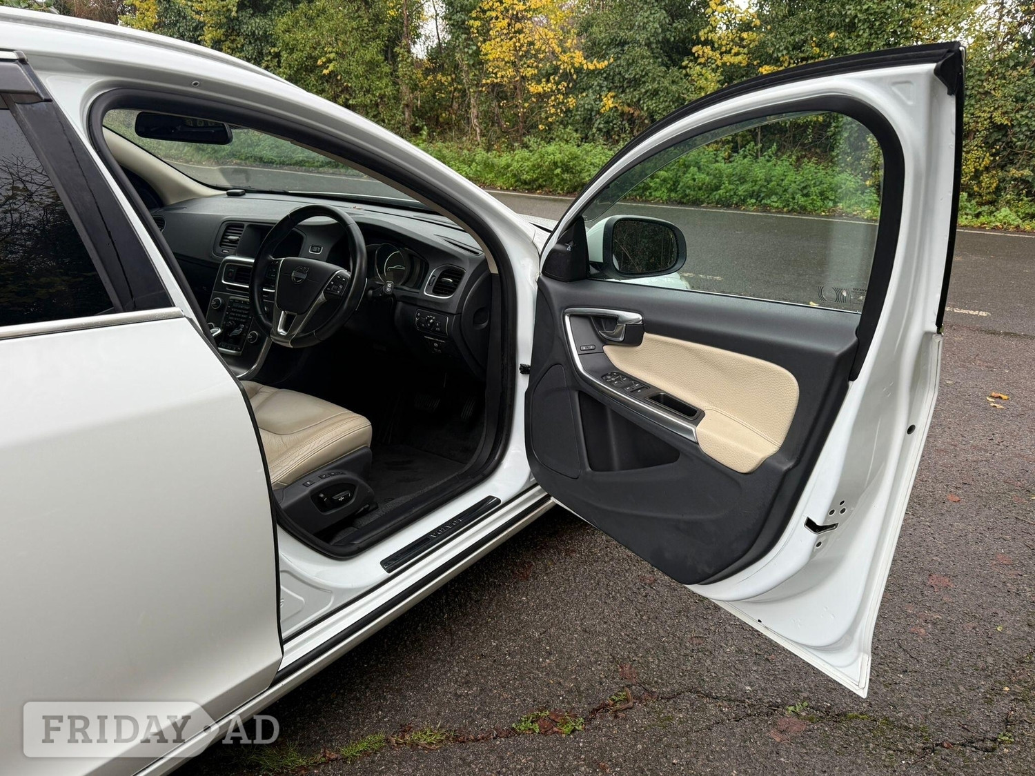 Volvo V60 2015 - Cars