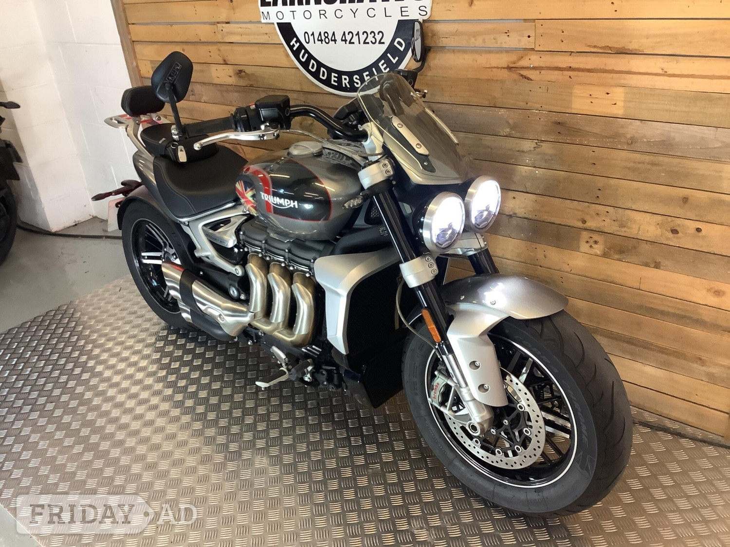 Triumph Rocket III 2021 - Motorbikes, Scooters & Quads