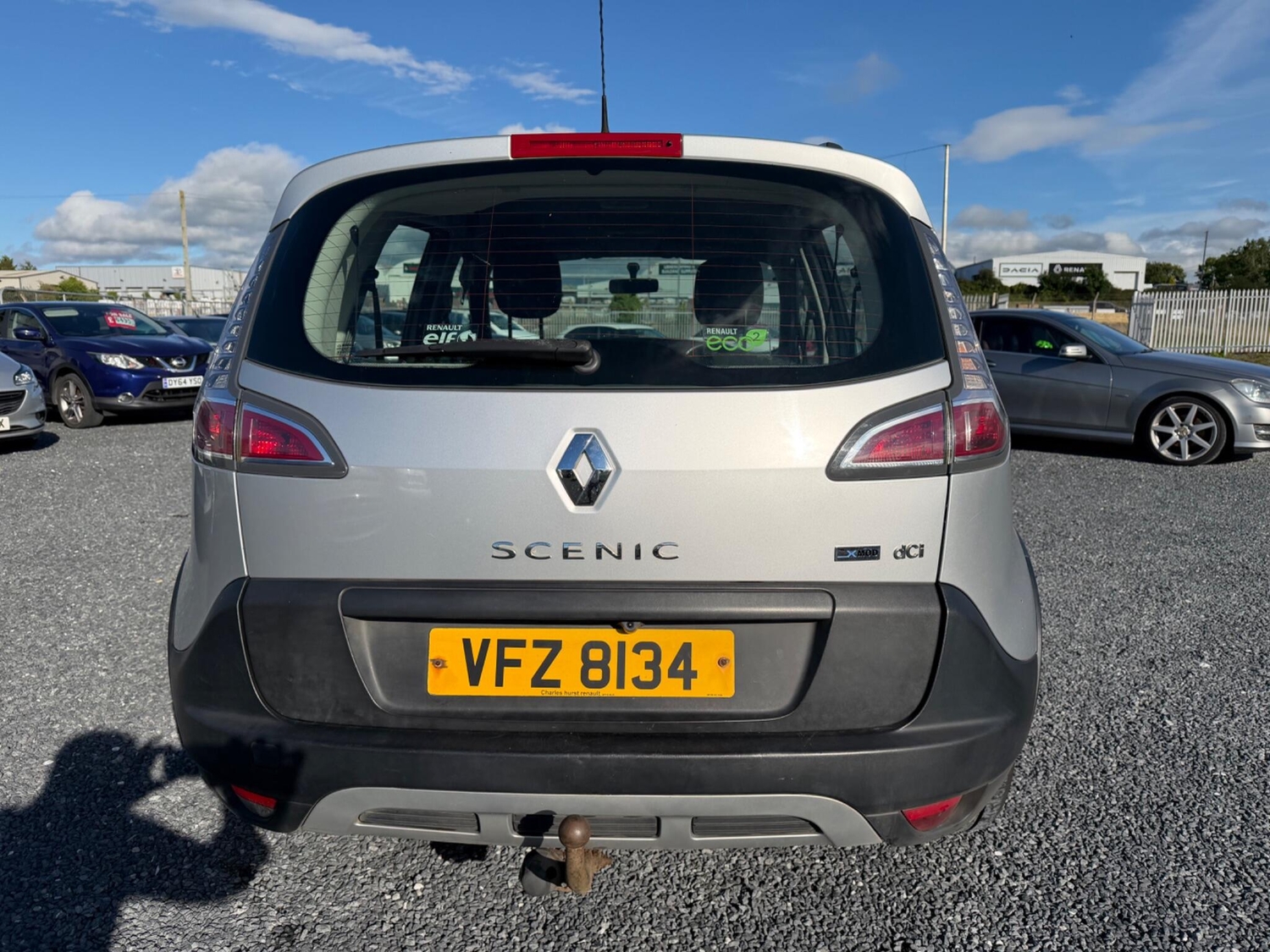 Renault Scenic XMOD 2015 - Cars