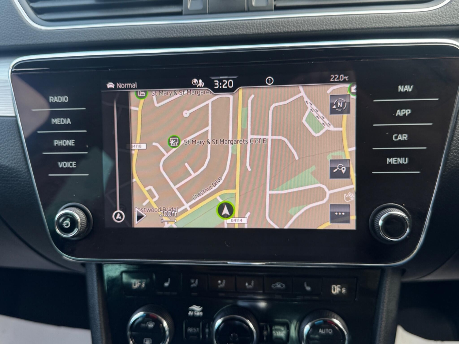 [ berth ]Skoda Superb