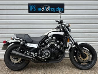 Yamaha V-Max 2006