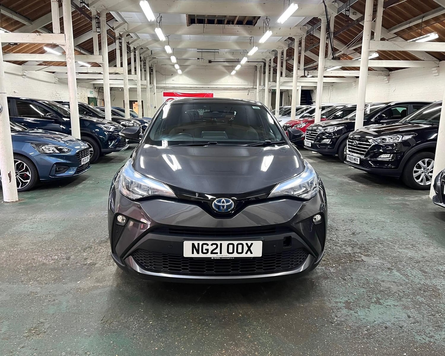 [ berth ]Toyota C-HR
