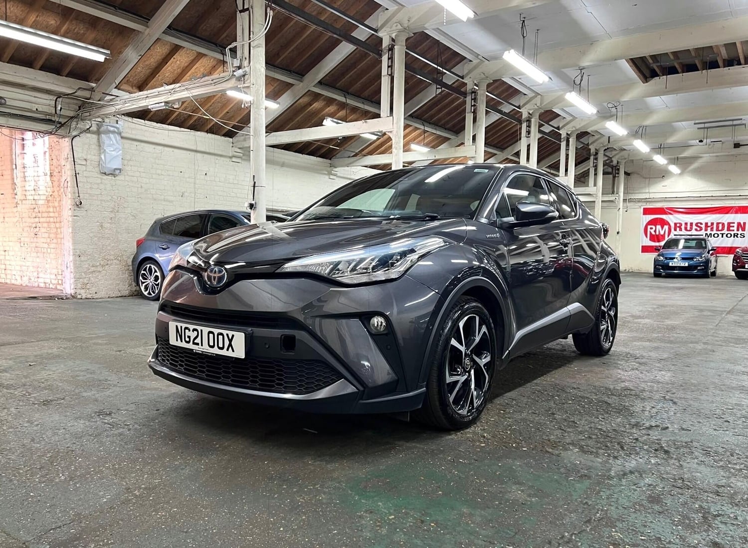 Toyota C-HR 2021 - Cars in Rushden