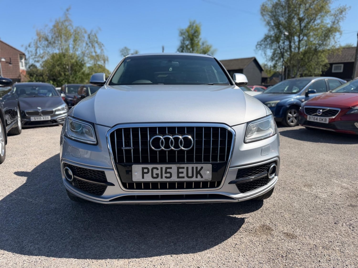 Audi Q5 Crawley