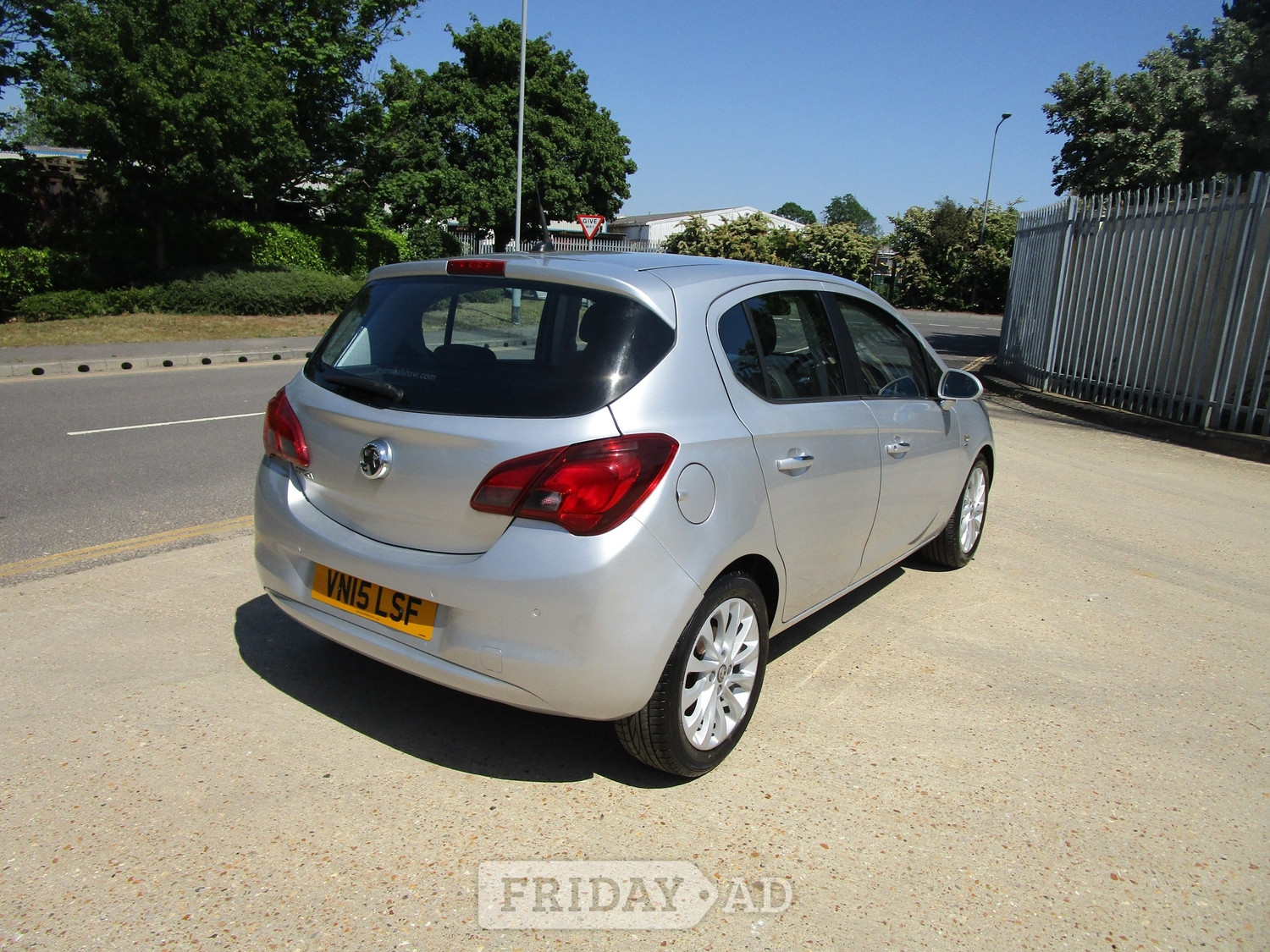 Vauxhall Corsa 2015 - Cars in Portsmouth