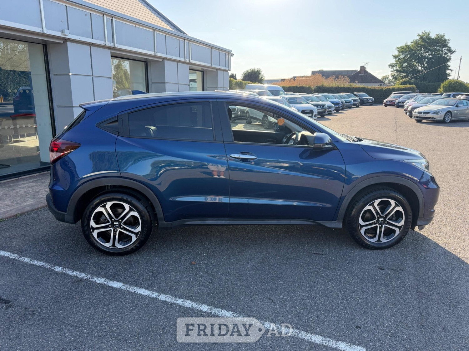 Honda HR-V 2015 - Cars in Gillingham