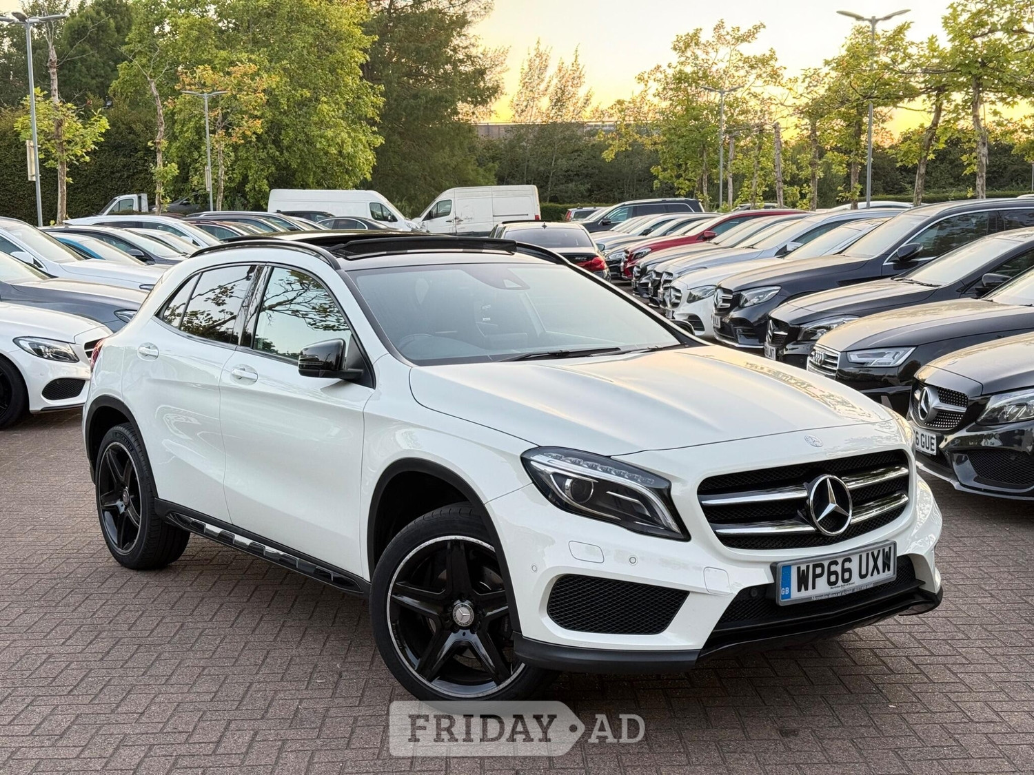 Mercedes-Benz GLA 2016 in Uxbridge