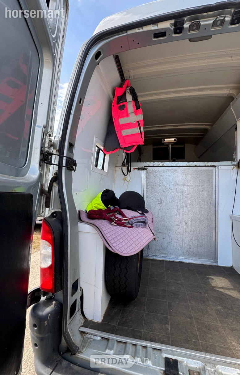 Equi-Sport  Nissan Horsebox - Trailers & Horseboxes in Huddersfield