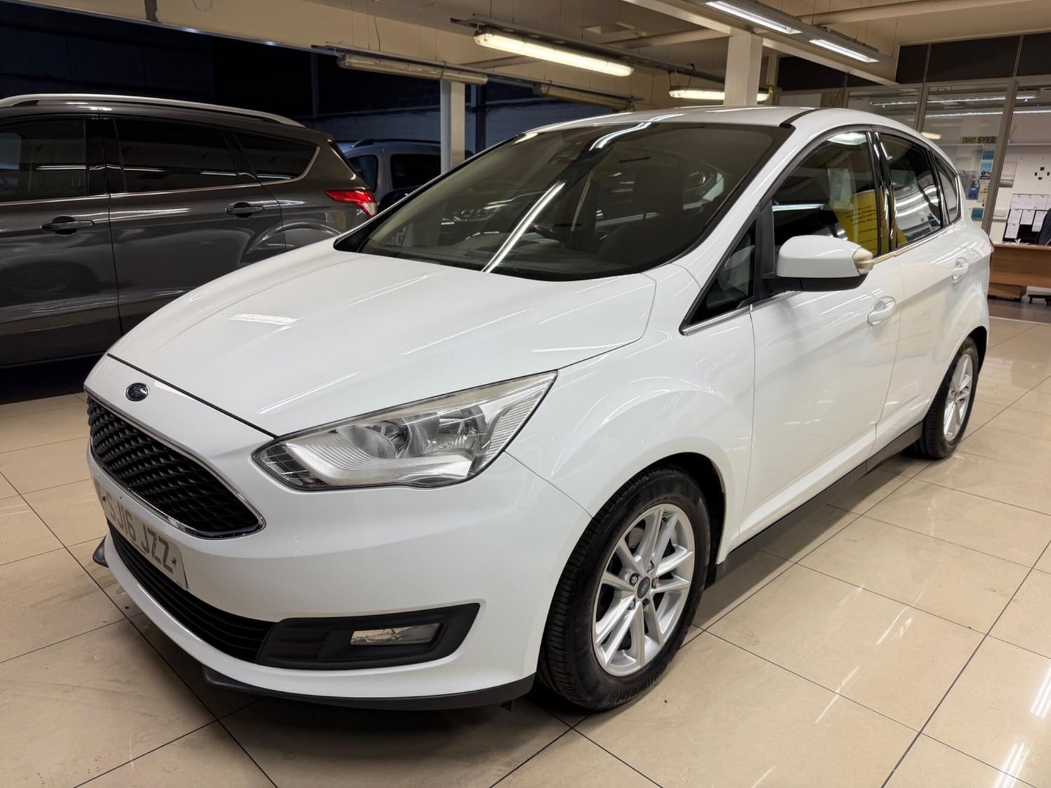 Ford C-MAX 2016 - Cars in Rotherham
