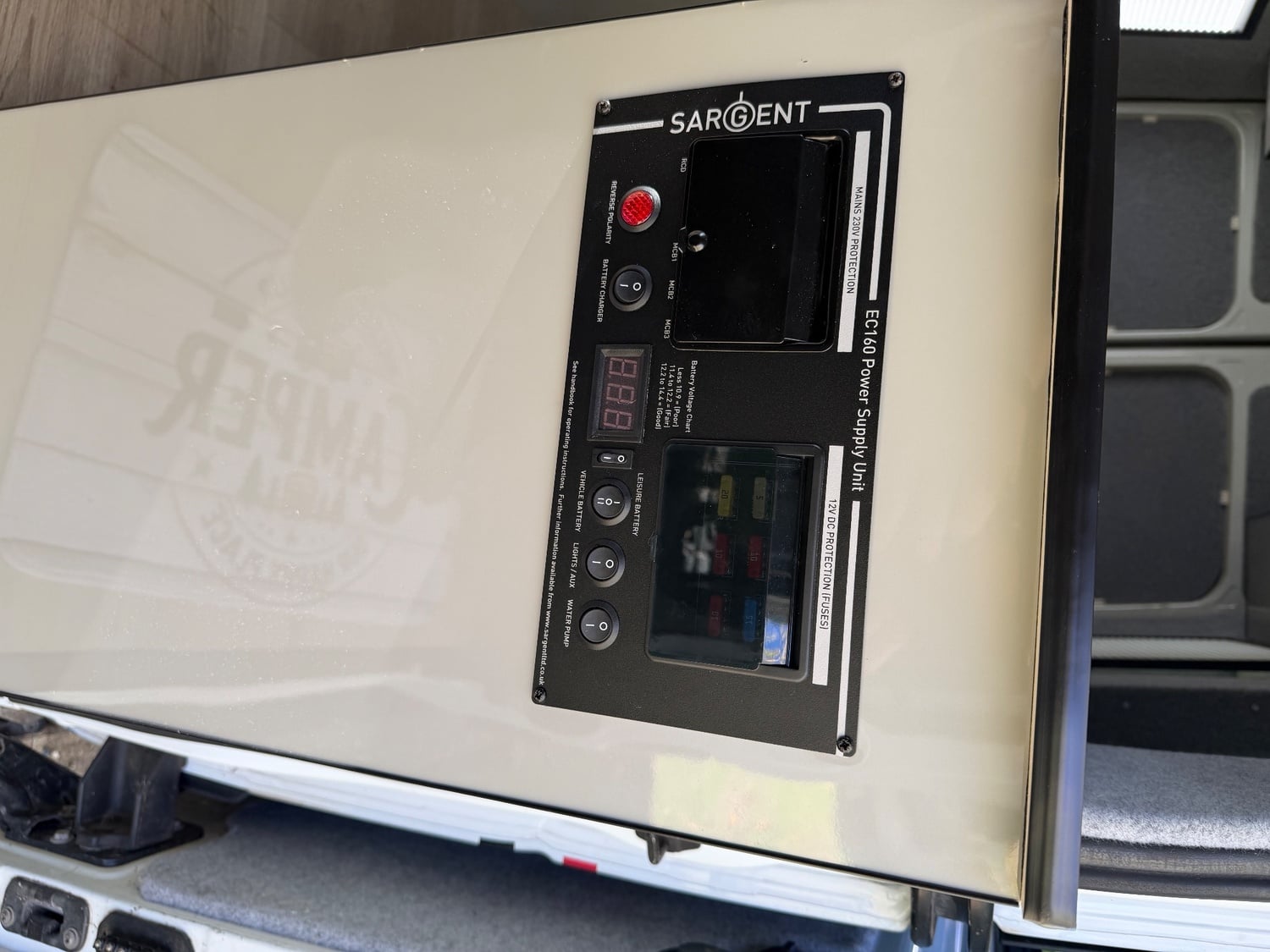 [ berth ]Vauxhall Movano Campervan Conversion