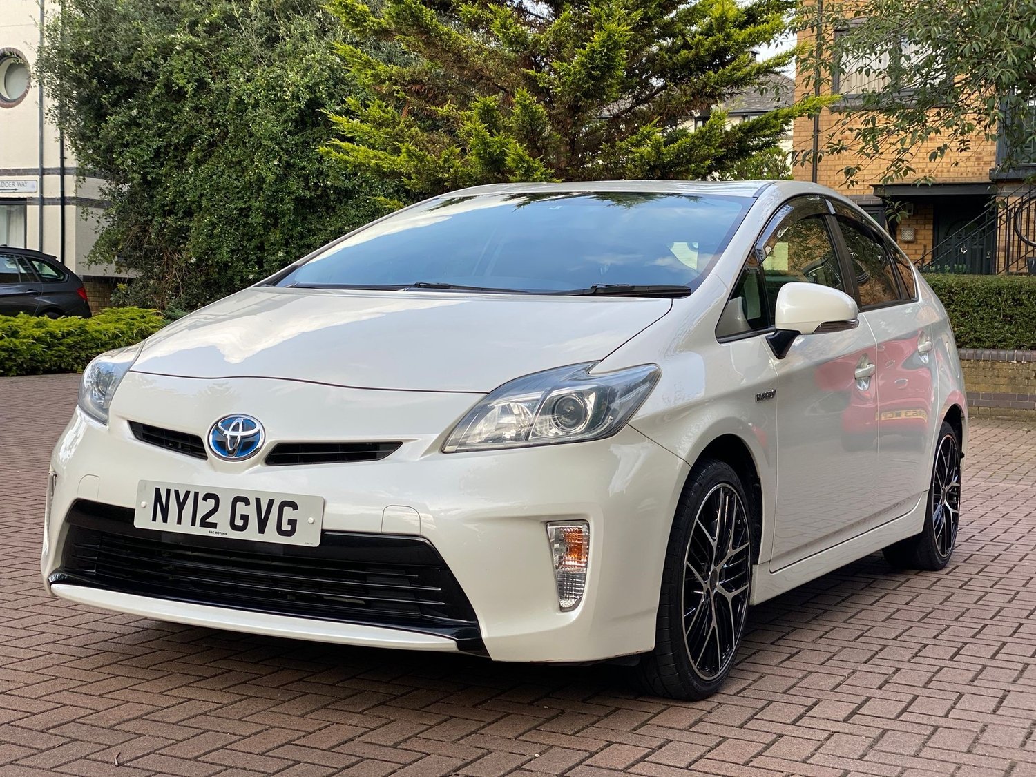 [ berth ]Toyota Prius