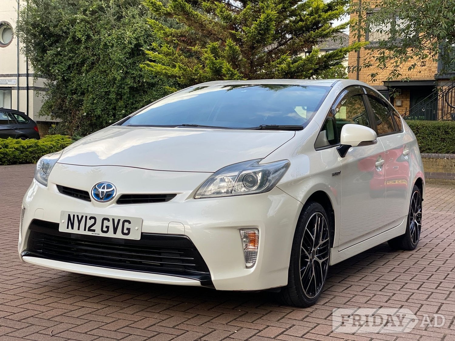 [ berth ]Toyota Prius