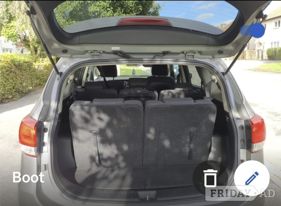 Kia Carens 2014 in Bradford