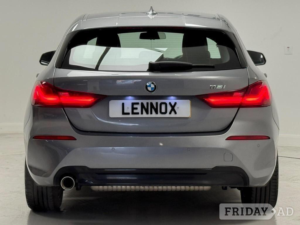 BMW 1 Series 2022 - Cars