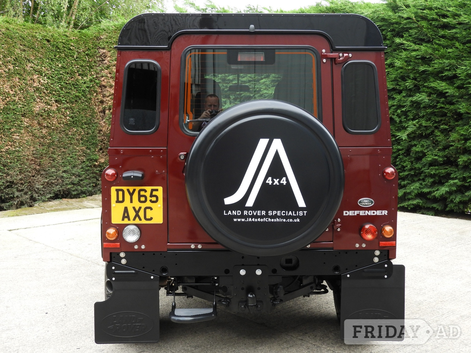 Land Rover Defender 90 2015 - Cars in Congleton
