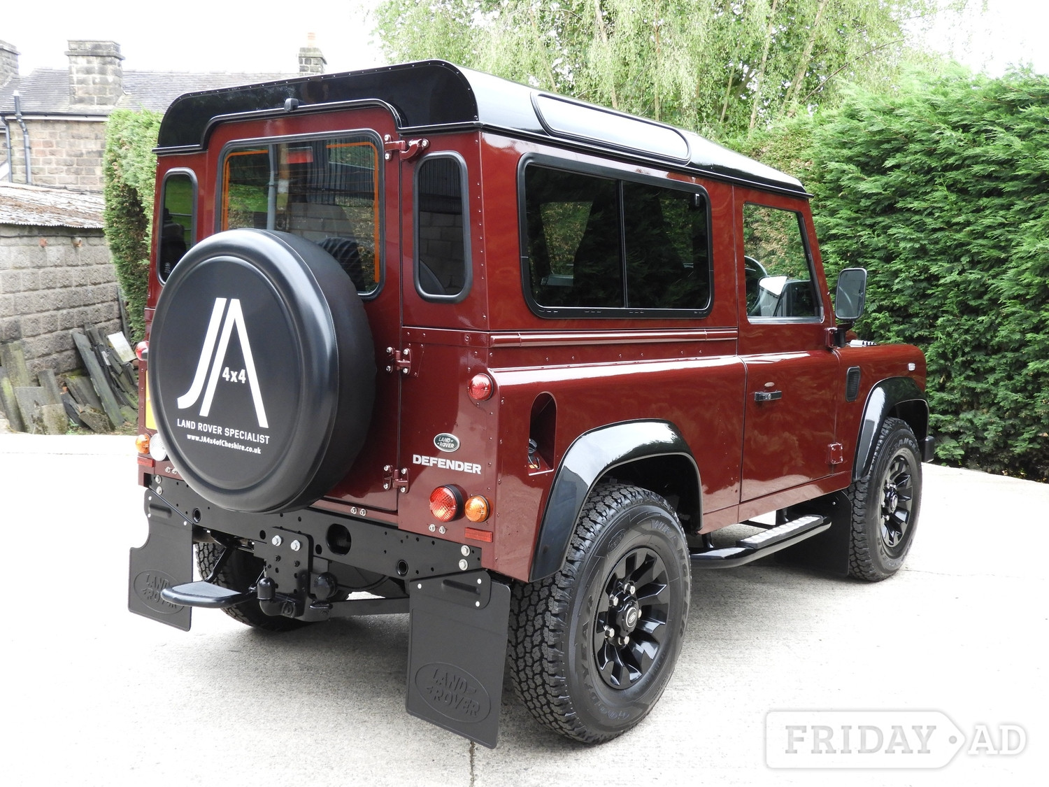 Land Rover Defender 90 2015 - Cars