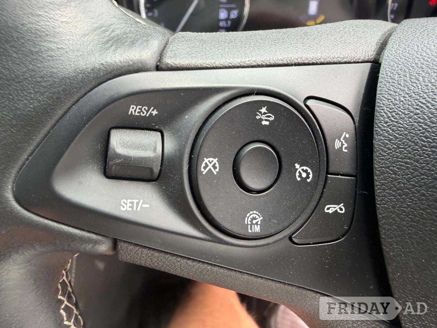 [ berth ]Vauxhall Astra