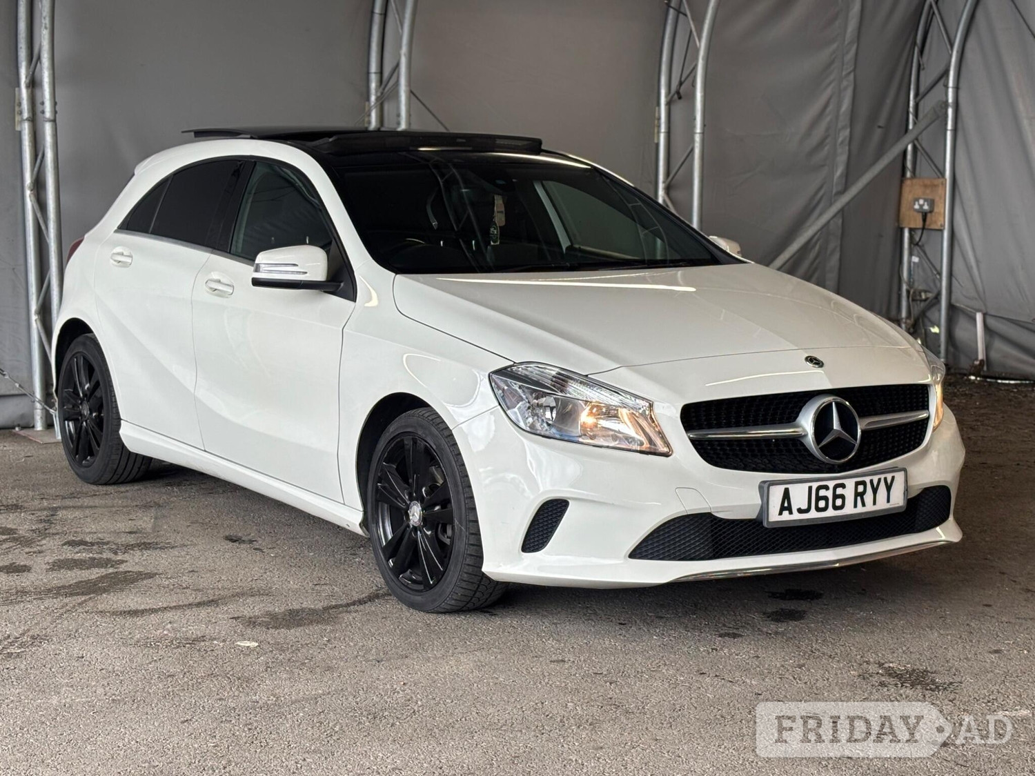 [ berth ]Mercedes-Benz A Class