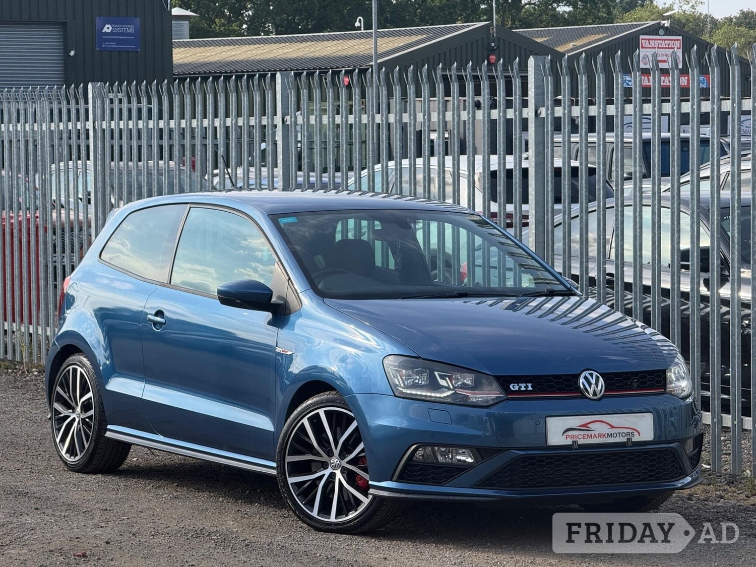 Volkswagen Polo 2016 in Solihull