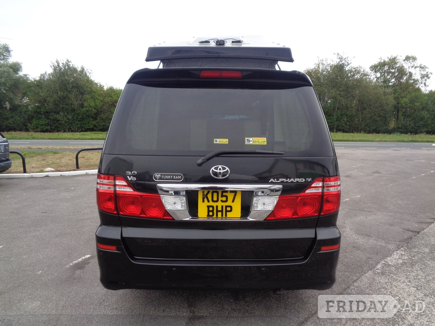[ berth ]Toyota Alphard