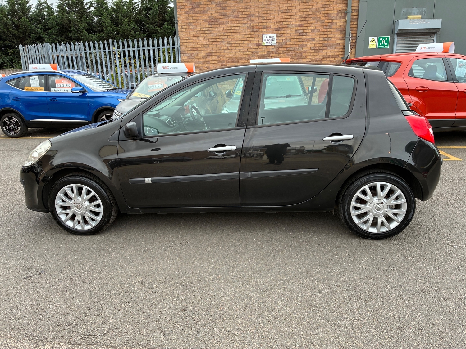 Renault Clio Leicester