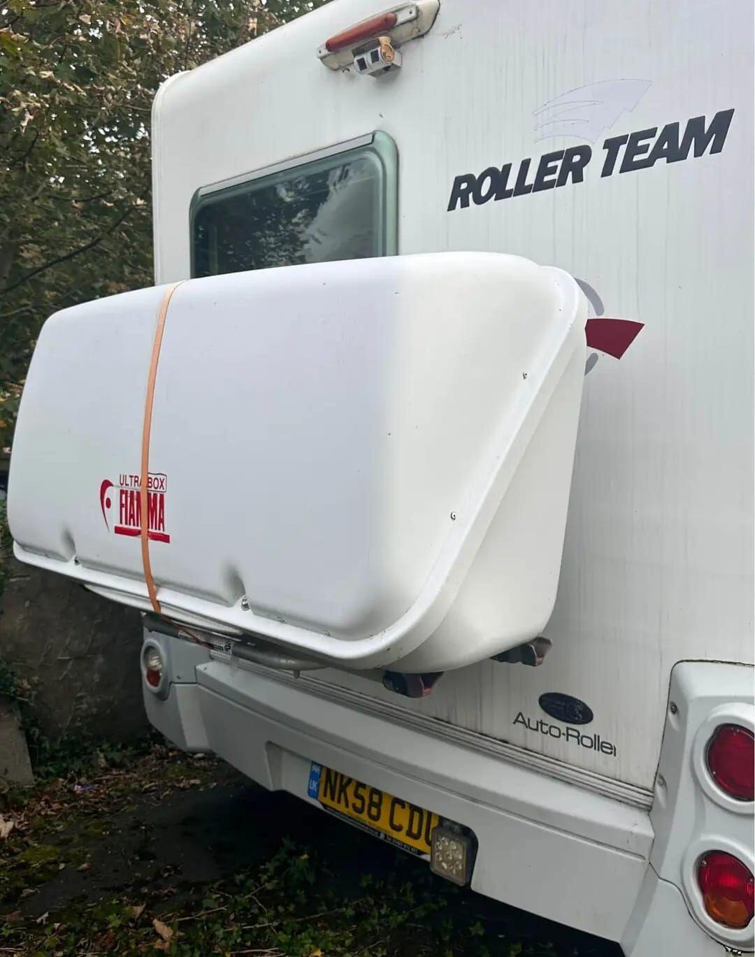 Roller Team Auto-Roller 500 2008 for sale - Motorhomes & Caravans in Port Talbot