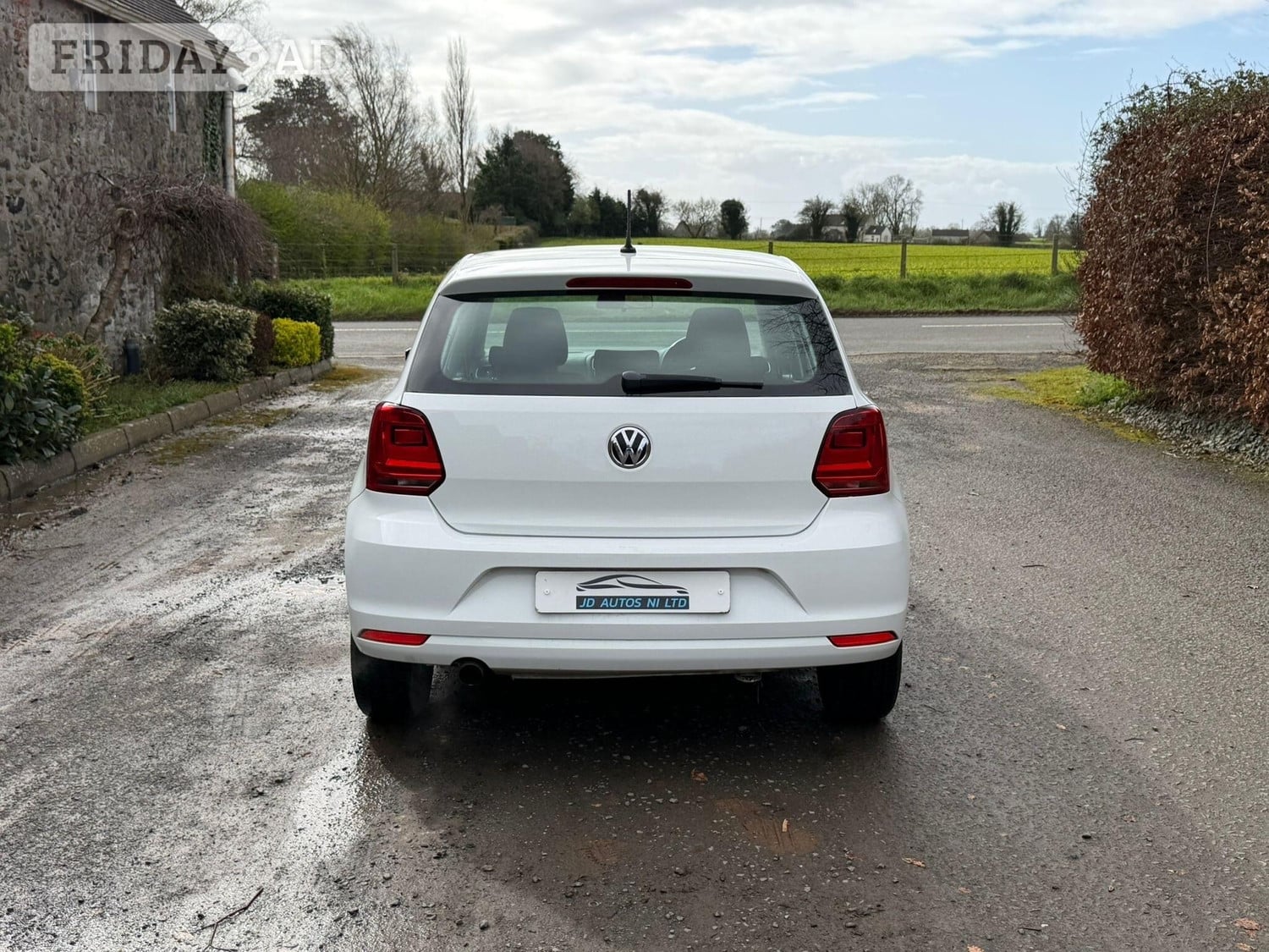 Volkswagen Polo 2014 - Cars