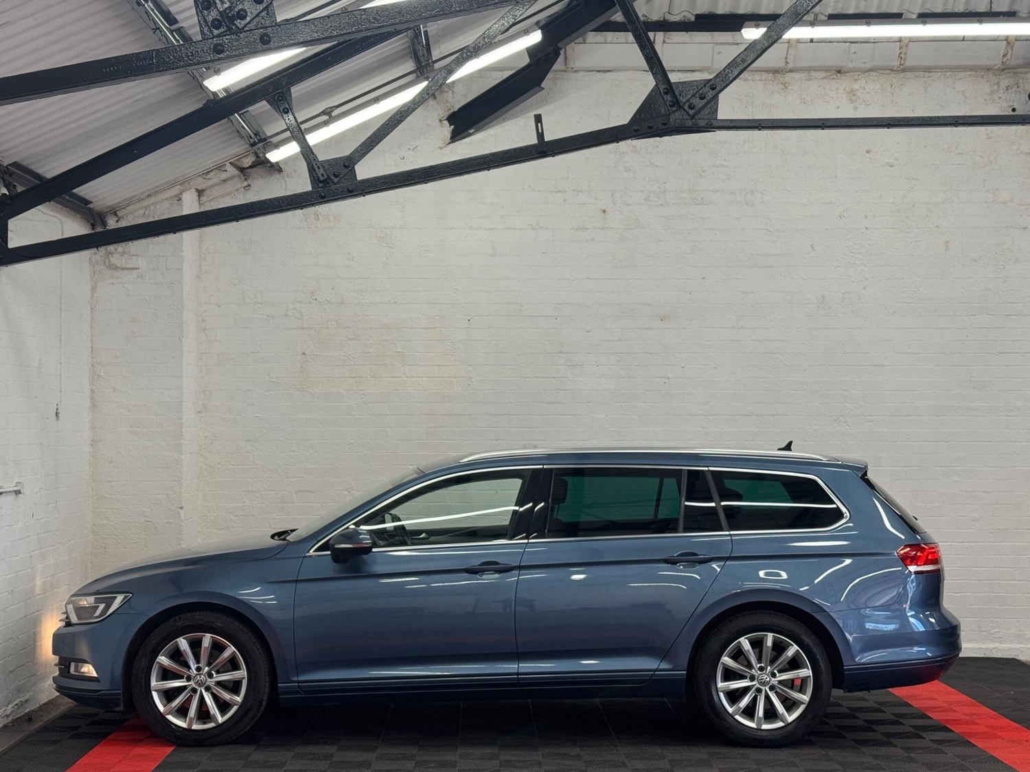 [ berth ]Volkswagen Passat