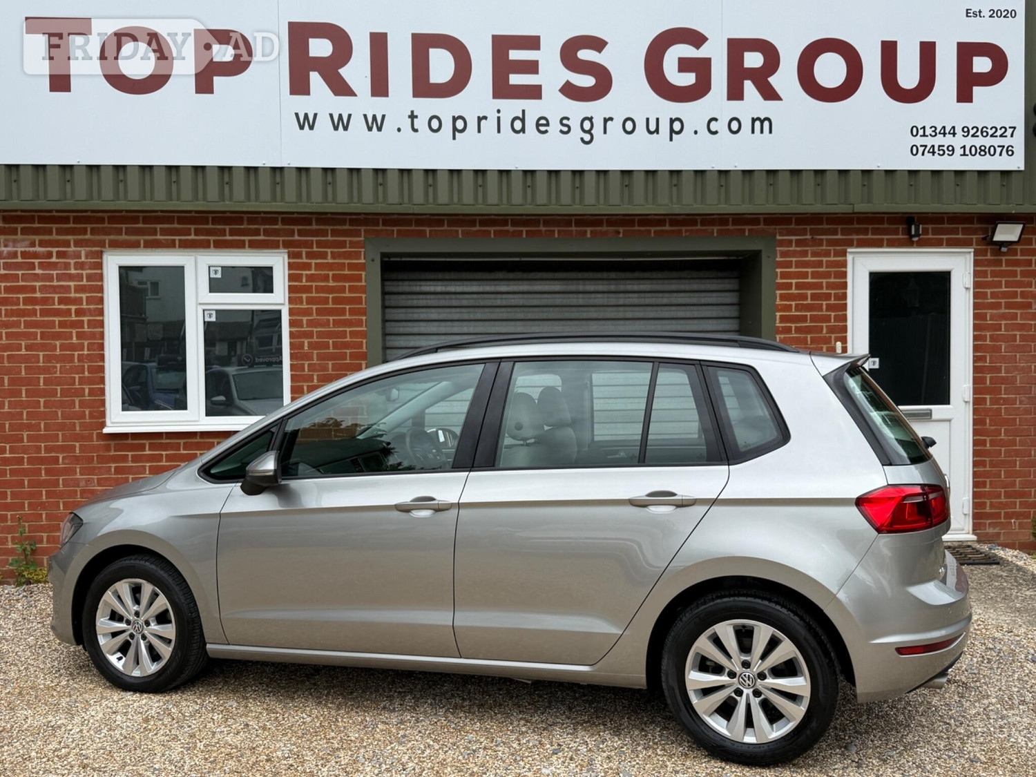 Volkswagen Golf SV Crowthorne