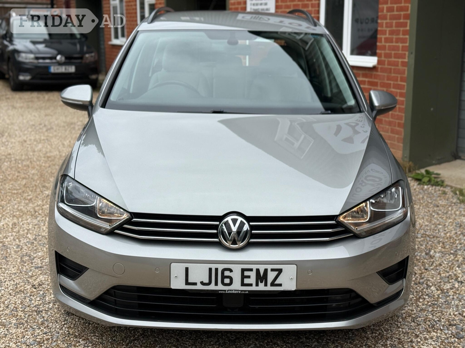[ berth ]Volkswagen Golf SV