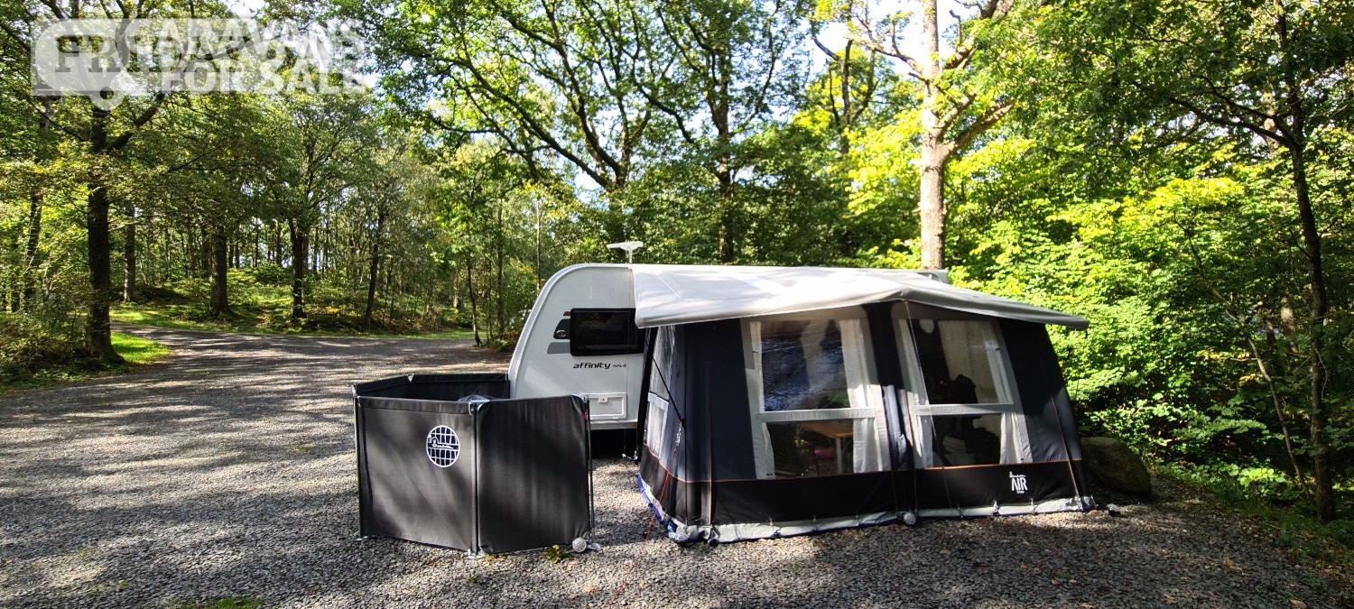 Pontypool Isabella Air Cirrus North 400 Awning, with Air Annex North left