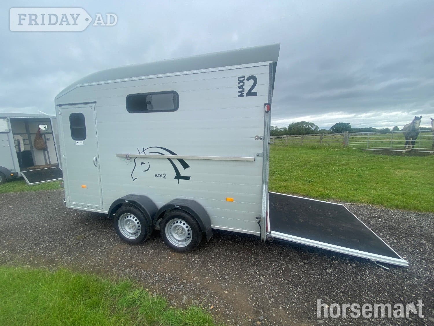 [ berth ]Cheval Liberte Maxi 2