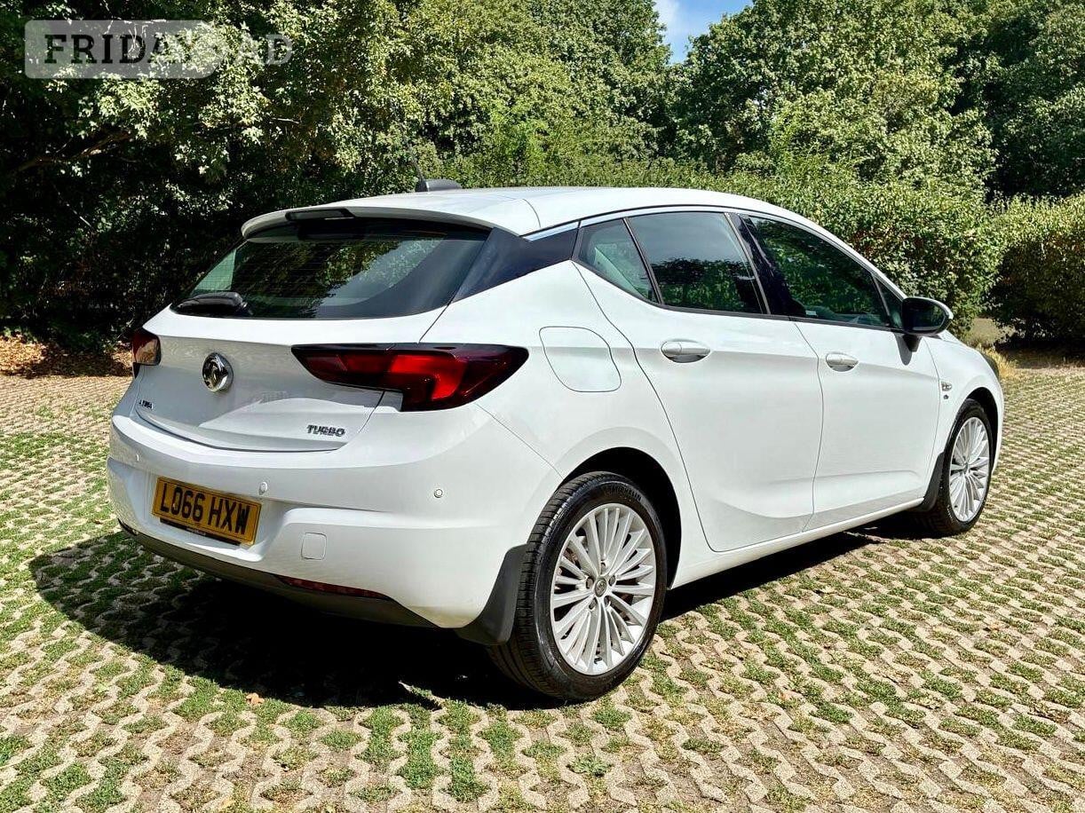 Vauxhall Astra 2016 - Cars in Guildford