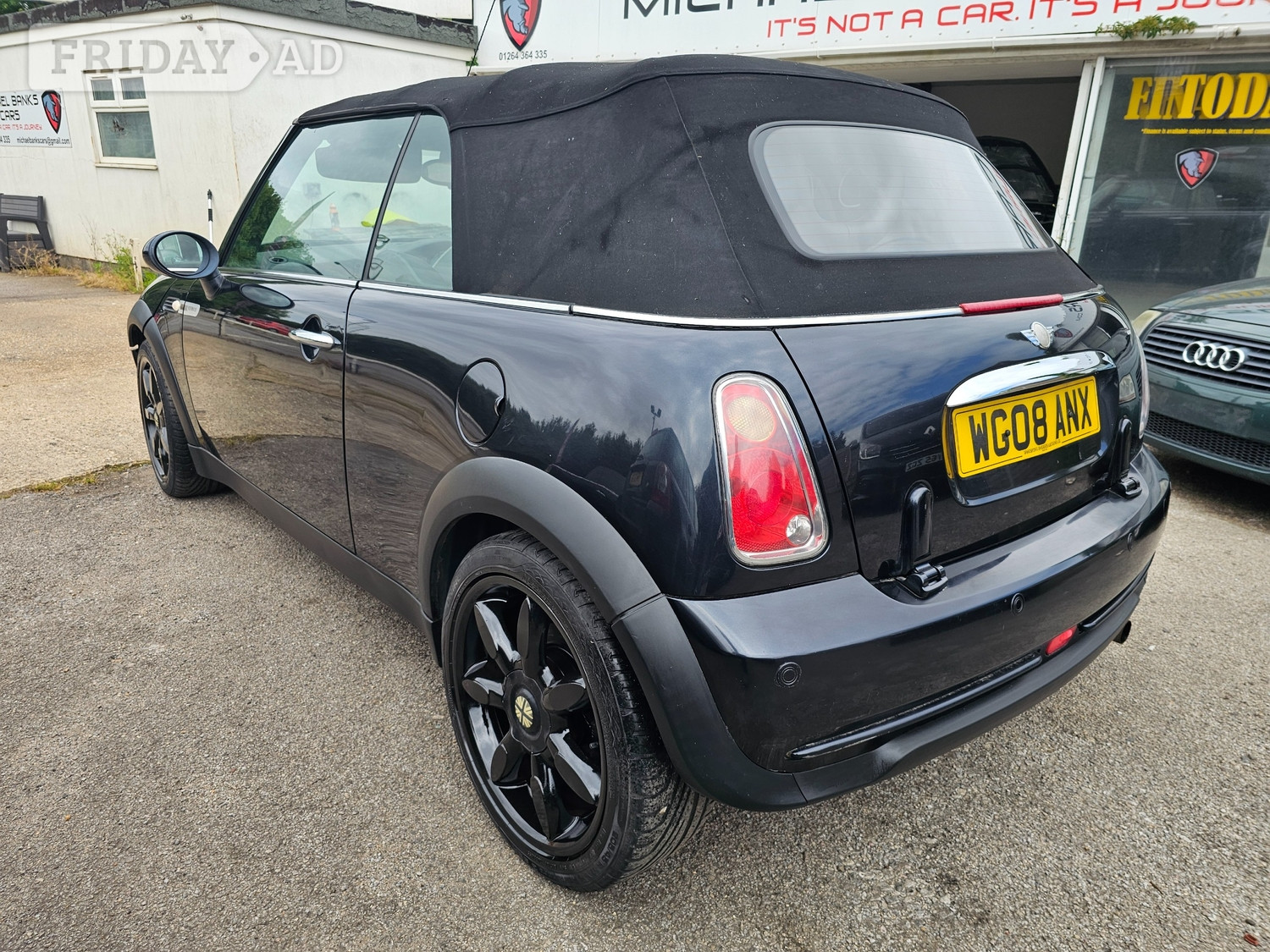 [ berth ]Mini Convertible