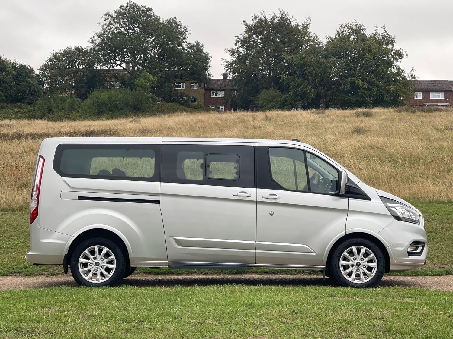 Ford Tourneo Custom 2020 - Vans & Commercial Vehicles in Hemel Hempstead