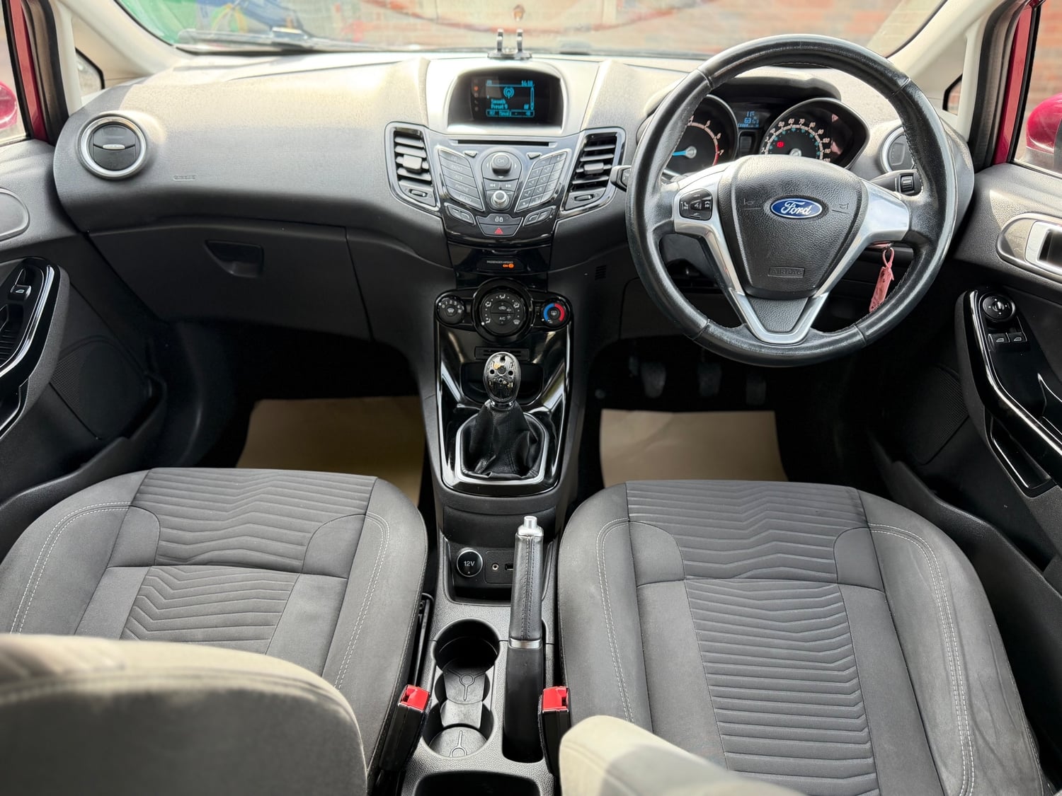 [ berth ]Ford Fiesta