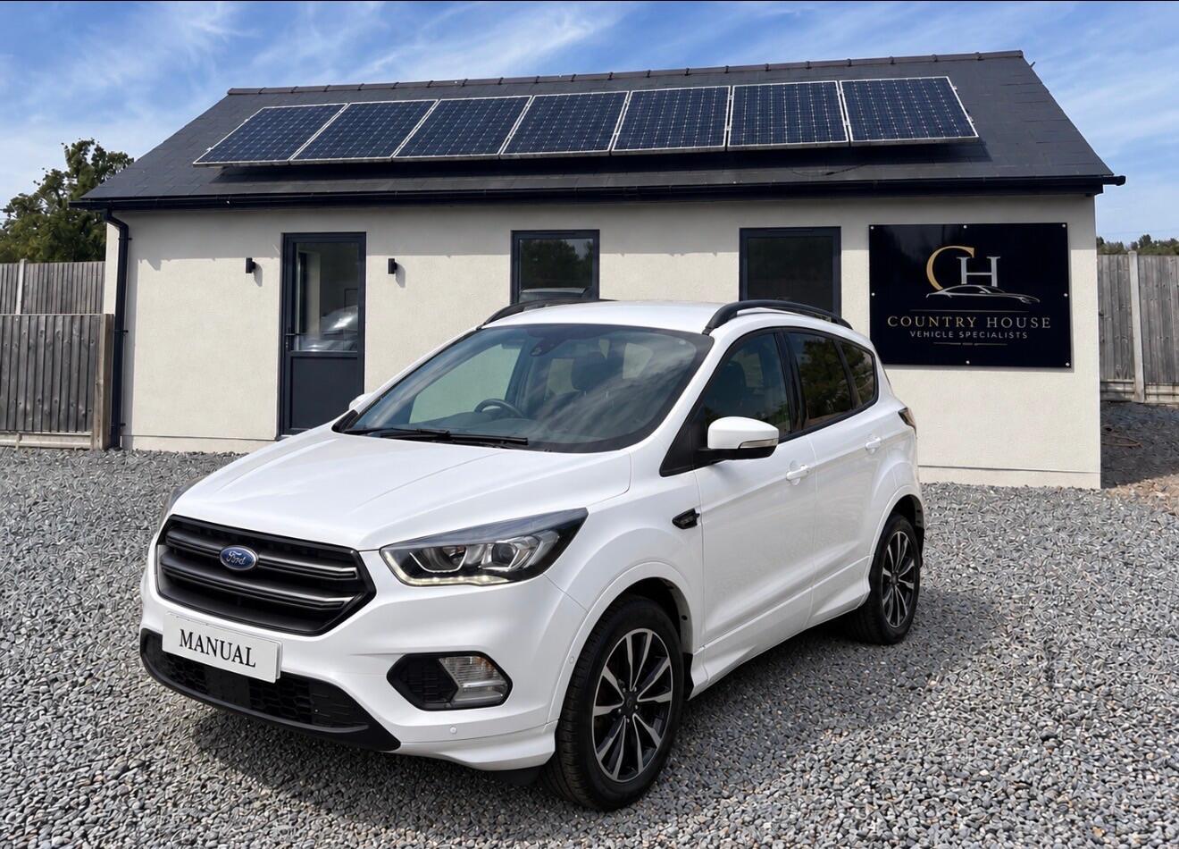 [ berth ]Ford Kuga