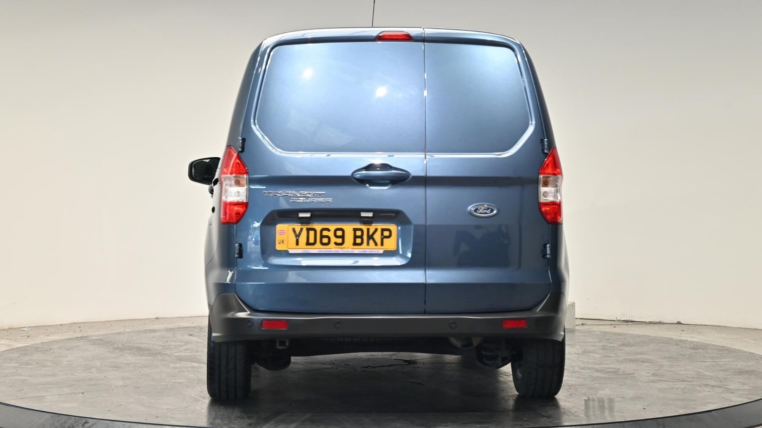 Ford Transit Courier 2020 - Vans & Commercial Vehicles