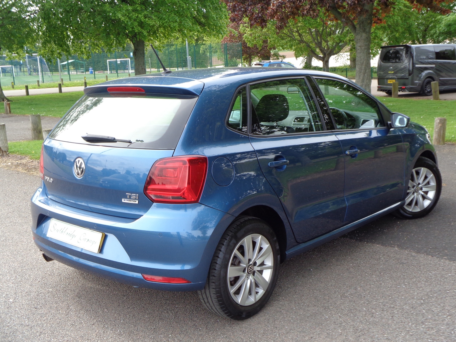 [ berth ]Volkswagen Polo