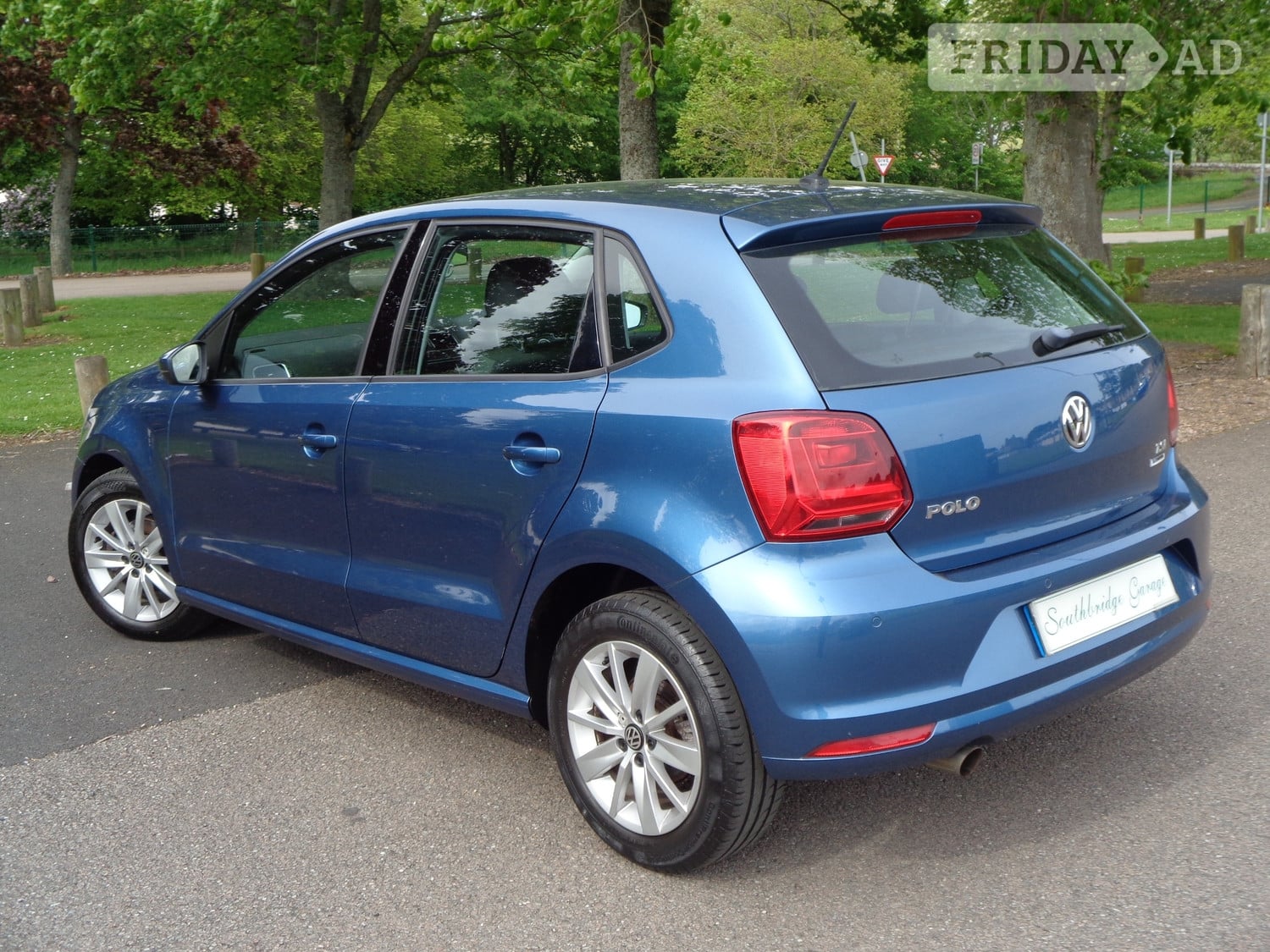 Volkswagen Polo 2015 - Cars in Cupar