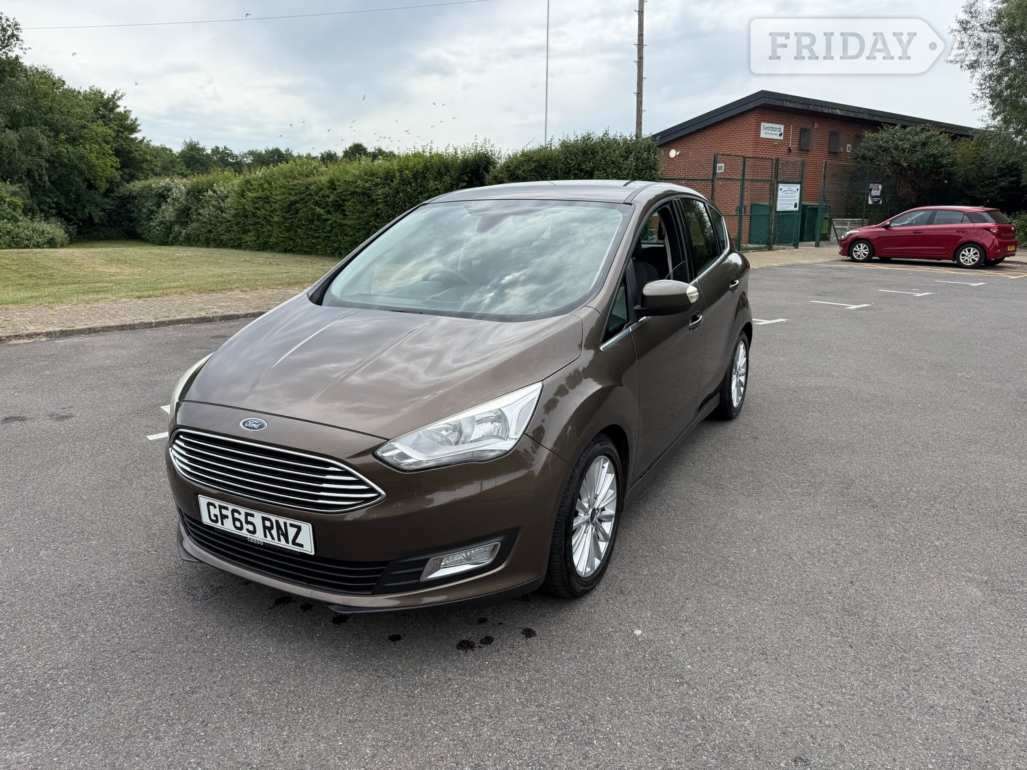[ berth ]Ford C-MAX