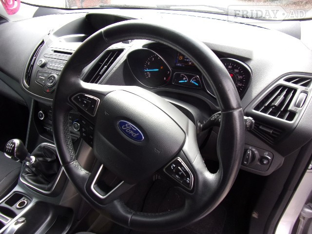 Ford Kuga 2019 - Cars