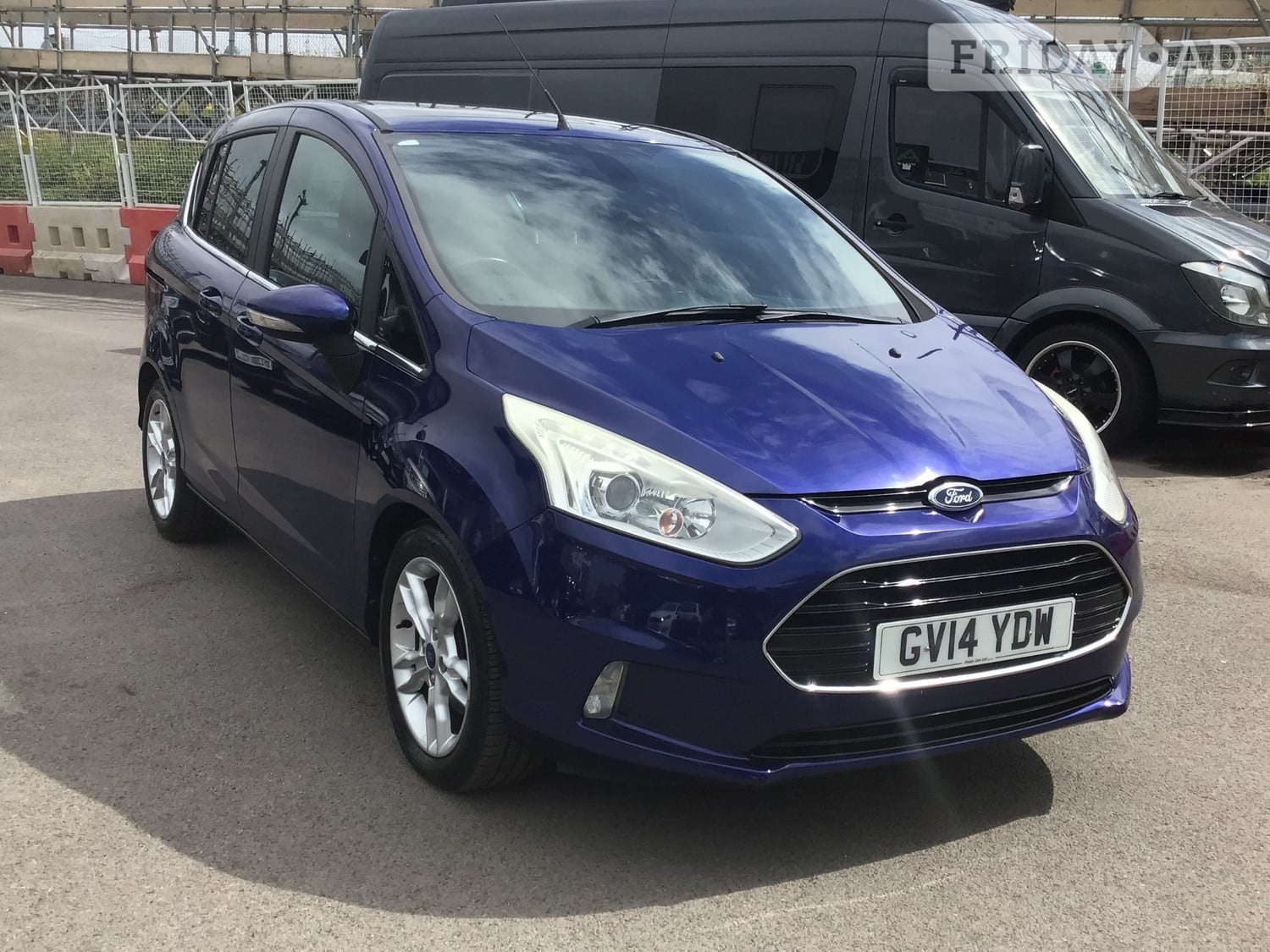 Ford B-MAX 2014 in Weston-Super-Mare