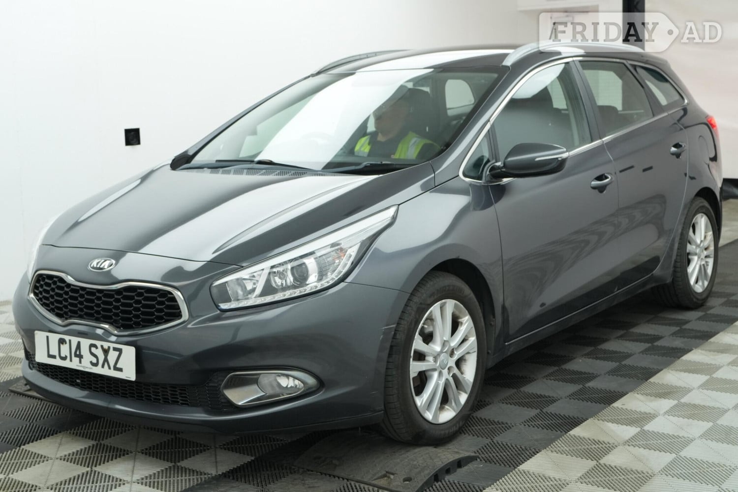 [ berth ]Kia Ceed