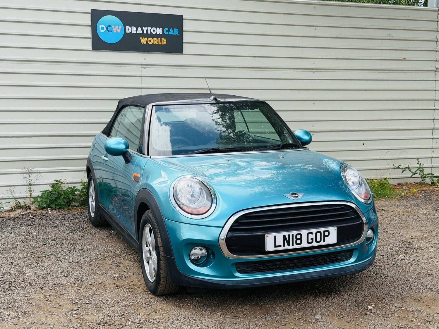 Mini Convertible 2018 in Hillingdon