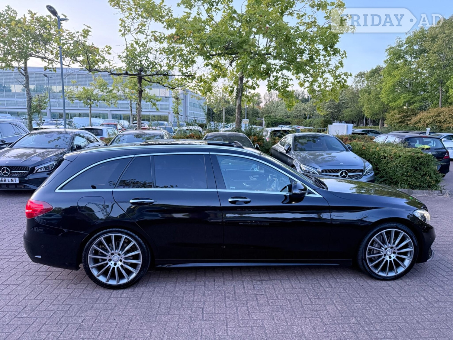 Mercedes-Benz C Class 2017 - Cars in Uxbridge