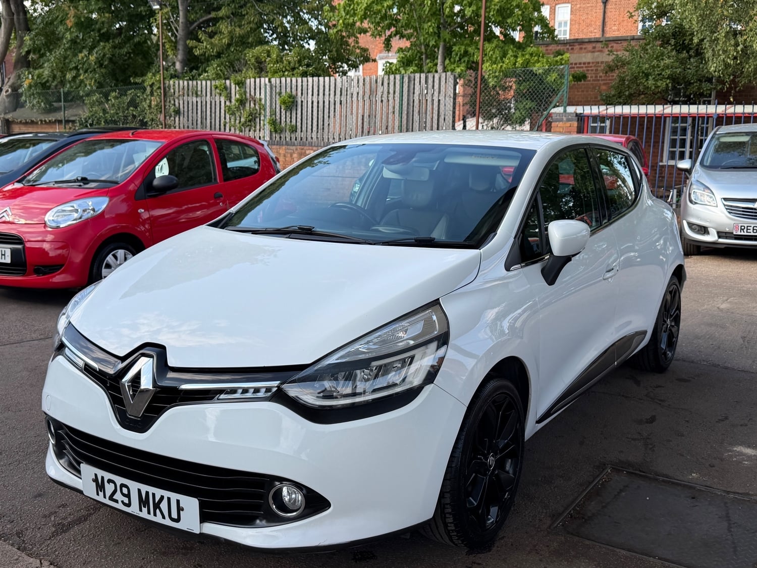 [ berth ]Renault Clio
