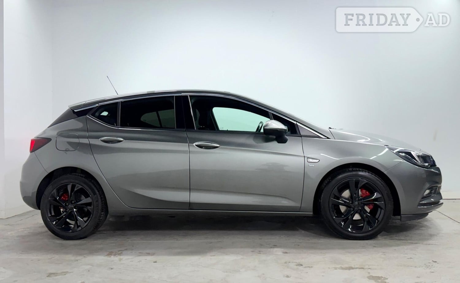 [ berth ]Vauxhall Astra