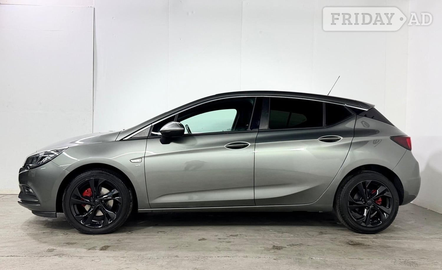 Vauxhall Astra 2017 - Cars in Brent