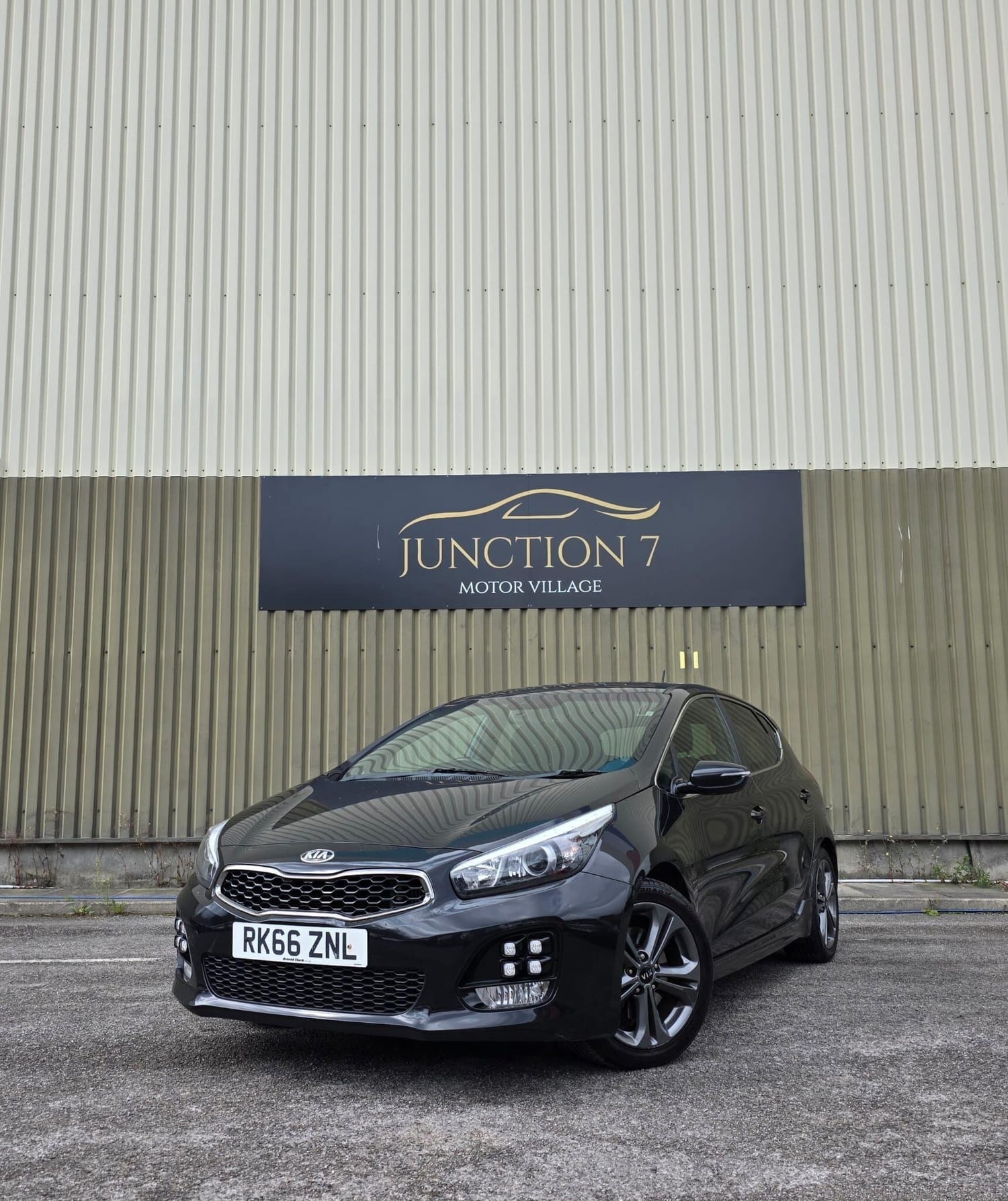 Kia Ceed 2016 in Accrington